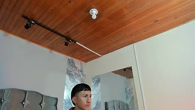 Snapshot of oliver_mr_ chatting on 02.03.26 oliver mr online show from 02.03.26