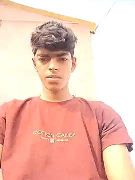 Snapshot of monster_33 chatting on 10.28.25 monster 33 online show from 10.28.25