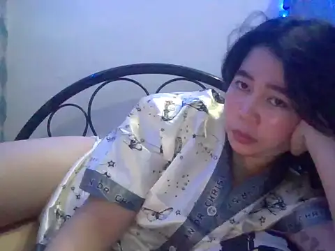 Snapshot of Asianhotskinny chatting on 07.04.26 Asianhotskinny online show from 07.04.26