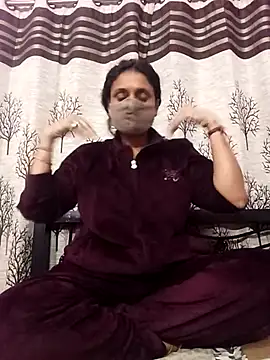 Snapshot of Gullapi chatting on 01.17.26 Gullapi online show from 01.17.26