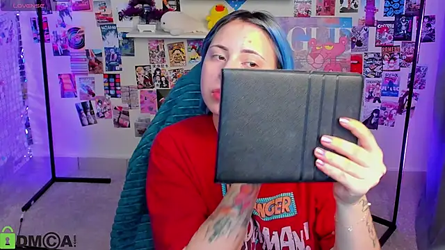 Snapshot of Penny_Stanley chatting on 11.20.25 Penny Stanley online show from 11.20.25