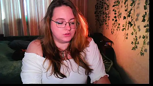 ZayaRush online show from 10.13.25