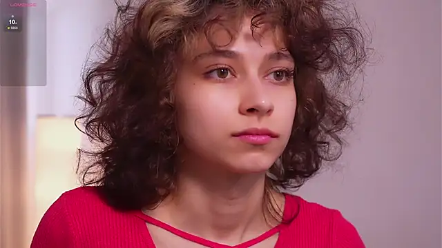 Snapshot of MimiLicks chatting on 10.08.25 MimiLicks online show from 10.08.25