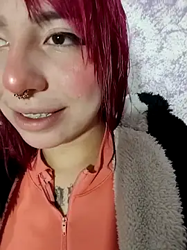 Snapshot of Kitty_Melodi chatting on 06.18.26 Kitty Melodi online show from 06.18.26
