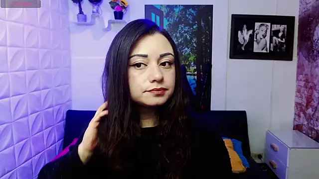 Eva Roussell online show from 11.04.25