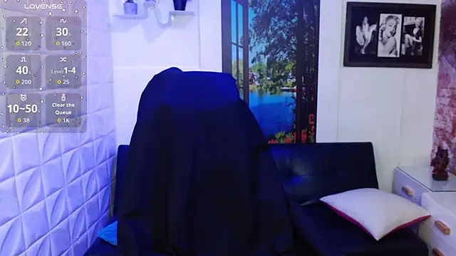 Eva Roussell online show from 11.13.25