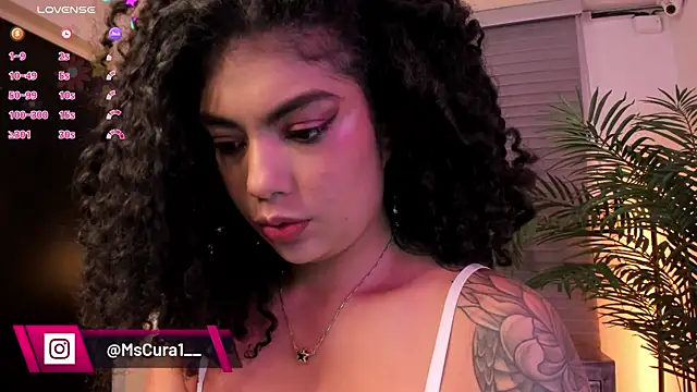 Snapshot of miss_curazao chatting on 05.21.26 miss curazao online show from 05.21.26
