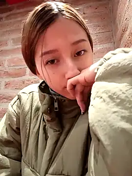 Snapshot of GiselleFever chatting on 10.29.25 GiselleFever online show from 10.29.25