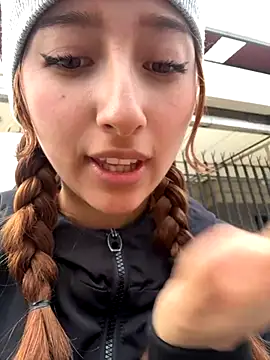 Snapshot of GiselleFever chatting on 11.09.25 GiselleFever online show from 11.09.25