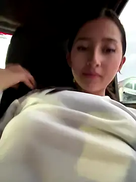 Snapshot of GiselleFever chatting on 11.26.25 GiselleFever online show from 11.26.25