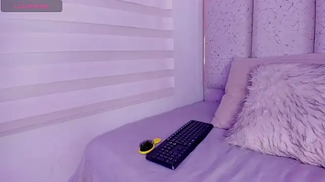 violeta olsen online show from 04.16.26