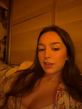 LillieOlive online show from 10.19.25