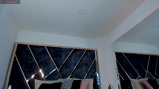 SusanaHenao online show from 09.29.25