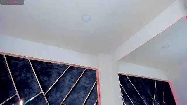 SusanaHenao online show from 11.16.25