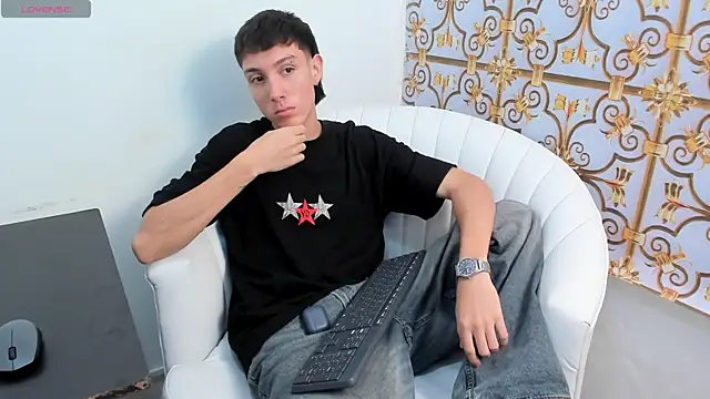 LittleDanny  online show from 01.14.26