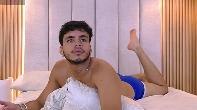 Snapshot of AlexanderJordan chatting on 10.09.25 AlexanderJordan online show from 10.09.25