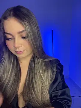 AnnyLopezzz  online show from 10.12.25