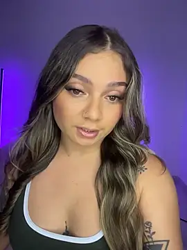 AnnyLopezzz  online show from 10.31.25