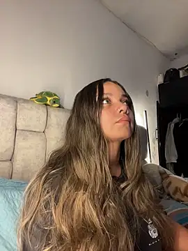 Snapshot of AnnyLopezzz_ chatting on 05.17.26 AnnyLopezzz online show from 05.17.26