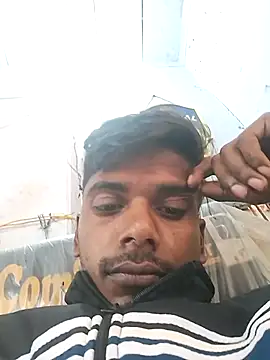 Snapshot of parmila203 chatting on 02.10.26 parmila203 online show from 02.10.26