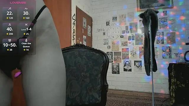 DiosaSexSymbol online show from 09.16.25