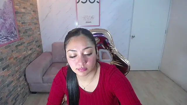 Snapshot of Ivony18_b chatting on 09.18.25 Ivony18 b online show from 09.18.25