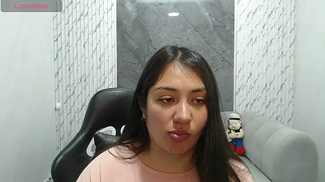 Ivony18 b online show from 12.19.25