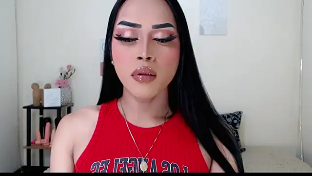 Lessandra Lust online show from 10.06.25