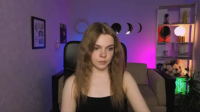 Snapshot of veronica_bubble chatting on 06.27.26 veronica bubble online show from 06.27.26