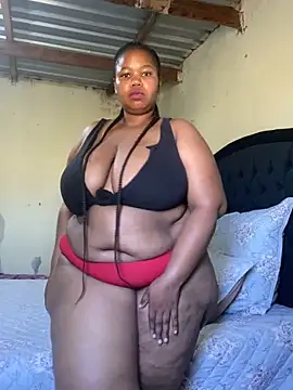 Snapshot of Curvycandy95 chatting on 06.14.26 Curvycandy95 online show from 06.14.26