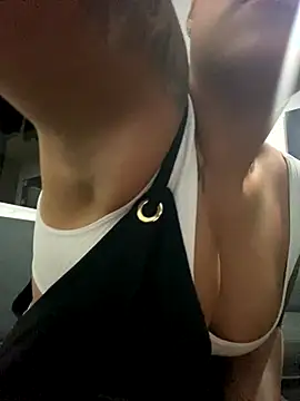 AlannaEvons online show from 10.15.25