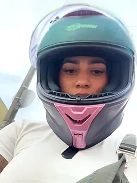 AlannaEvons online show from 11.15.25