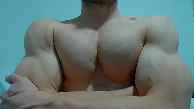 Snapshot of Rocky_Muscle chatting on 05.11.26 Rocky Muscle online show from 05.11.26