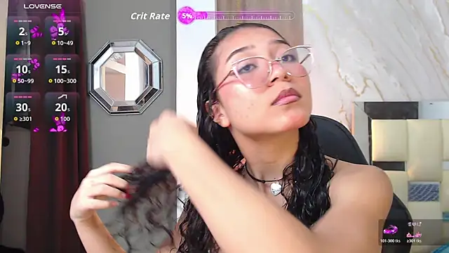 Snapshot of honeymoon_12 chatting on 05.22.26 honeymoon 12 online show from 05.22.26