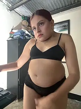 Snapshot of sbanna_valle_ chatting on 10.24.25 sbanna valle online show from 10.24.25
