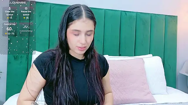 Ashley Evans22 online show from 02.19.26