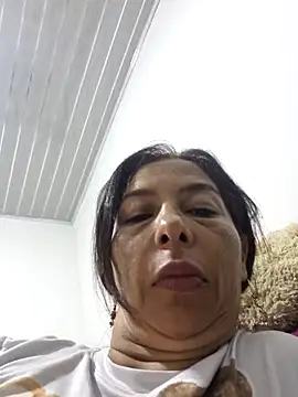 maleja23 online show from 10.20.25