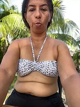 maleja23 online show from 11.23.25