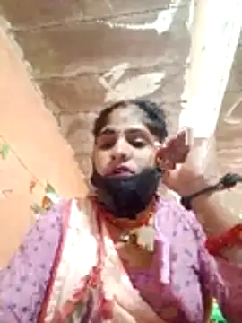 Snapshot of Nehaja33e chatting on 11.24.25 Nehaja33e online show from 11.24.25