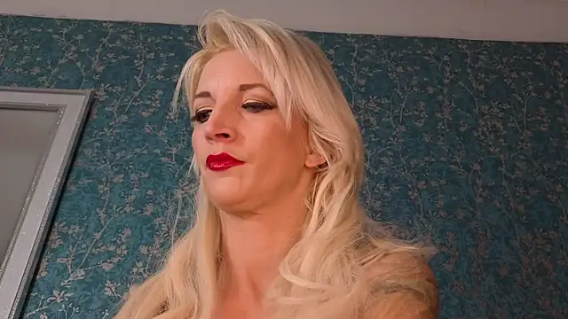 SereneXX online show from 12.05.25