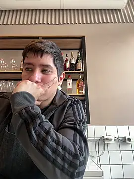 Snapshot of 9999Alez chatting on 09.11.25 9999Alez online show from 09.11.25