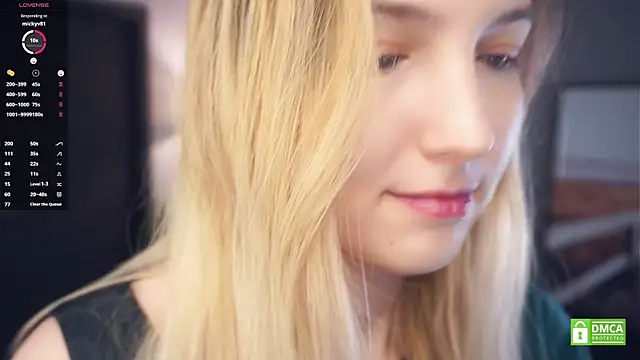 HongTomczak online show from 10.10.25