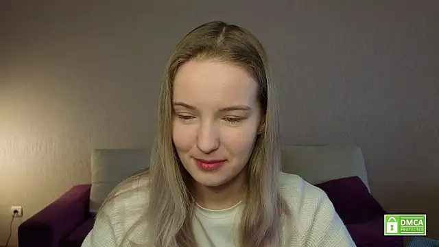Snapshot of HongTomczak chatting on 04.28.26 HongTomczak online show from 04.28.26