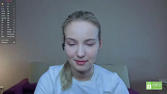 Snapshot of HongTomczak chatting on 06.11.26 HongTomczak online show from 06.11.26