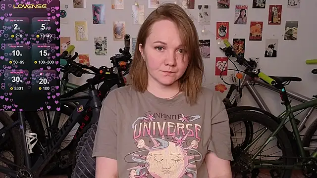 BellaMurrr online show from 11.06.25