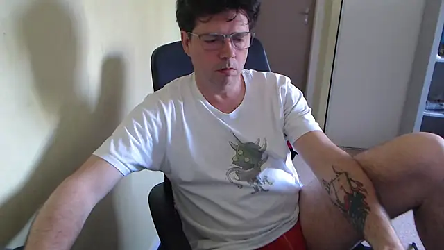 blueandwhite1 online show from 04.21.26