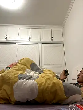 Snapshot of YJBJ258258 chatting on 11.23.25 YJBJ258258 online show from 11.23.25