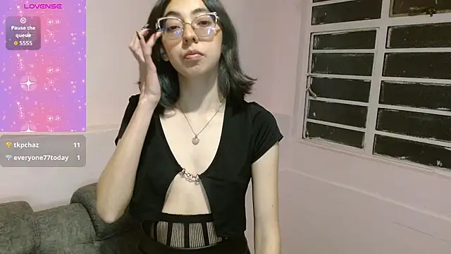 AnnieSparkle online show from 11.06.25