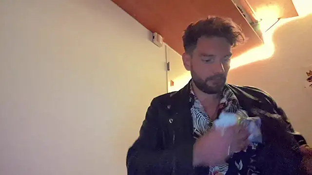 SweetBoyToy online show from 09.18.25