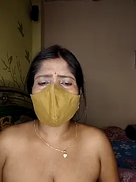 Love143A online show from 04.15.26